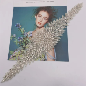 Crystal Rhinestone Applique Iron on - Image 7